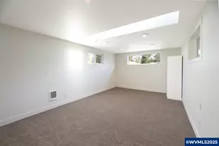 742 Walnut St, Lebanon, OR 97355 - Photo 23