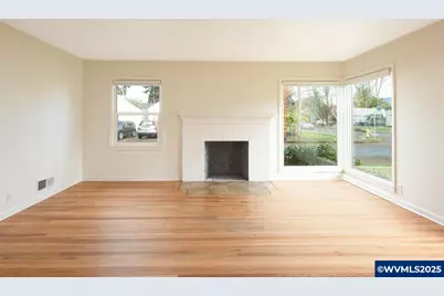 742 Walnut St, Lebanon, OR 97355 - Photo 11