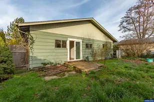 720 W Rose St, Lebanon, OR 97355 - Photo 23