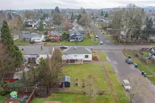 590 Monmouth St, Independence, OR 97351 - Photo 45