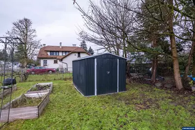 590 Monmouth St, Independence, OR 97351 - Photo 35