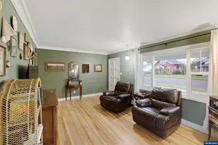 590 Monmouth St, Independence, OR 97351 - Photo 7