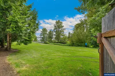 23072 SW Mansfield St, Sherwood, OR 97140 - Photo 43