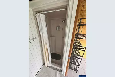 6388 Cascade Hwy NE, Silverton, OR 97381 - Photo 39