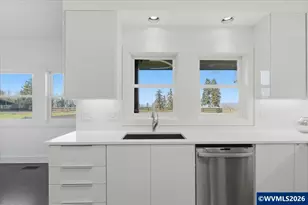 6388 Cascade Hwy NE, Silverton, OR 97381 - Photo 15