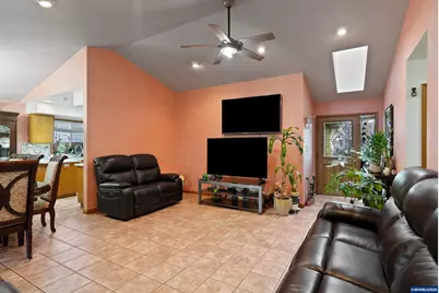 2573 Michael Dr NE, Salem, OR 97305 - Photo 7