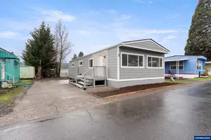 4424 SE Roethe Rd, Milwaukie, OR 97267 - Photo 1