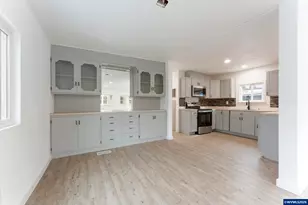 4424 SE Roethe Rd, Milwaukie, OR 97267 - Photo 9