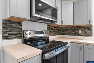 4424 SE Roethe Rd, Milwaukie, OR 97267 - Photo 11