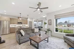 1818 SW 53rd St, Corvallis, OR 97333 - Photo 9