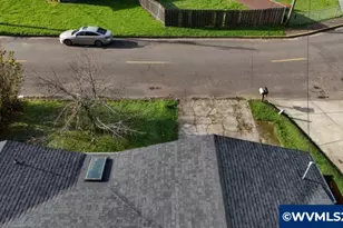 1268 SE 18th St, Toledo, OR 97391 - Photo 5