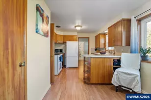 760 Birch St, Sweet Home, OR 97386 - Photo 5