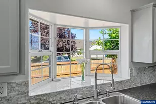 5042 Wasco Ct NE, Salem, OR 97305 - Photo 11