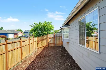 5042 Wasco Ct NE, Salem, OR 97305 - Photo 31