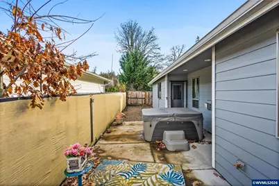 1075 12th St, Sweet Home, OR 97386 - Photo 25