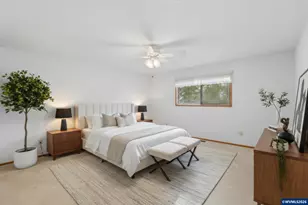 1350 Dogwood Dr, Woodburn, OR 97071 - Photo 45