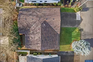 1350 Dogwood Dr, Woodburn, OR 97071 - Photo 27