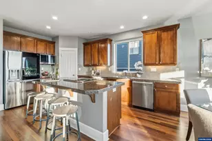 2730 Eagles Eye Ave NW, Salem, OR 97304 - Photo 9