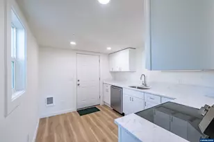 4641 SW Coast Ave, Lincoln City, OR 97367 - Photo 15