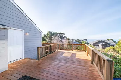 4641 SW Coast Av, Lincoln City, OR 97367 - Photo 5