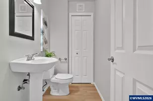 873 SE Bayshore Cir, Corvallis, OR 97333 - Photo 11