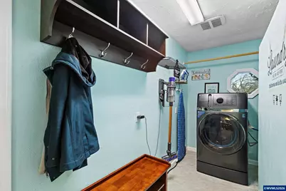 4055 Alana Av SE, Salem, OR 97302 - Photo 17