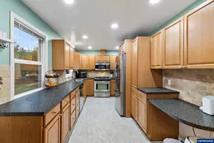 4055 Alana Ave SE, Salem, OR 97302 - Photo 13