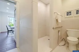 2998 NE Zuhlke Ln, Albany, OR 97321 - Photo 11