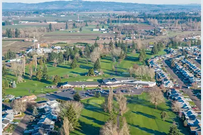 2299 Country Club Ter, Woodburn, OR 97071 - Photo 43