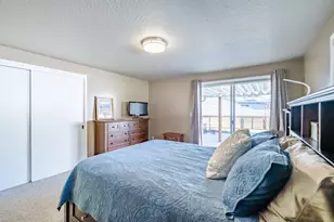 2299 Country Club Terrace, Woodburn, OR 97071 - Photo 25