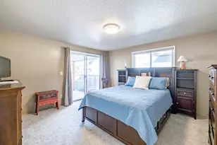 2299 Country Club Terrace, Woodburn, OR 97071 - Photo 23