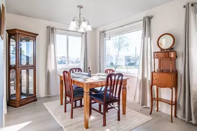 2299 Country Club Ter, Woodburn, OR 97071 - Photo 9