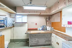 2299 Country Club Terrace, Woodburn, OR 97071 - Photo 35