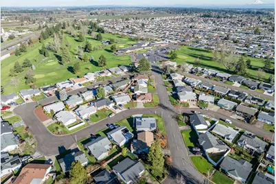 2299 Country Club Ter, Woodburn, OR 97071 - Photo 41