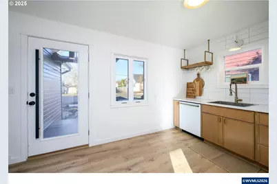 326 NE 8th St, McMinnville, OR 97128 - Photo 23