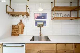 326 NE 8th St, McMinnville, OR 97128 - Photo 25