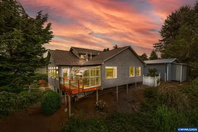 1055 NW Estate Dr, Seal Rock, OR 97376 - Photo 39