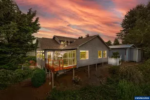 1055 NW Estate Dr, Seal Rock, OR 97376 - Photo 39