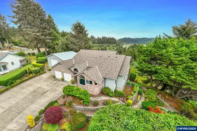 1055 NW Estate Dr, Seal Rock, OR 97376 - Photo 41