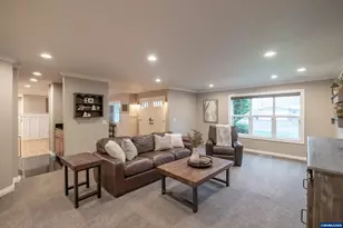 255 Country Club Ln NW, Albany, OR 97321 - Photo 19