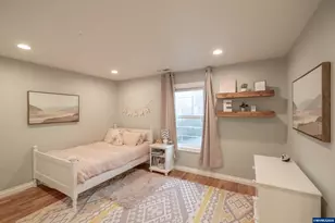 255 Country Club Ln NW, Albany, OR 97321 - Photo 25