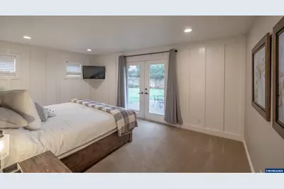 255 Country Club Ln NW, Albany, OR 97321 - Photo 11