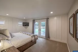 255 Country Club Ln NW, Albany, OR 97321 - Photo 11