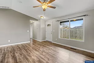 634 S Sunrise Dr, Jefferson, OR 97352 - Photo 9