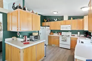 1905 Waverly #27 Dr SE, Albany, OR 97322 - Photo 11