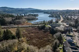 4682 NE Windward Pl, Lincoln City, OR 97367 - Photo 3