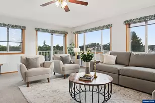 5401 E Ridge St S, Salem, OR 97306 - Photo 7