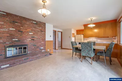 265 Cherry Ln S, Monmouth, OR 97361 - Photo 7