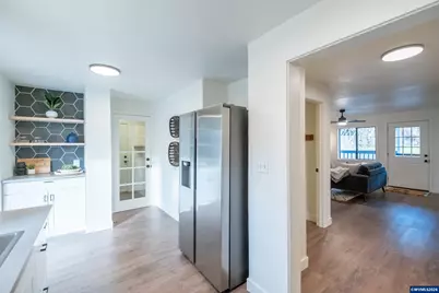 560 Hansen Av S, Salem, OR 97302 - Photo 17