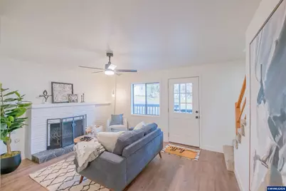 560 Hansen Av S, Salem, OR 97302 - Photo 7